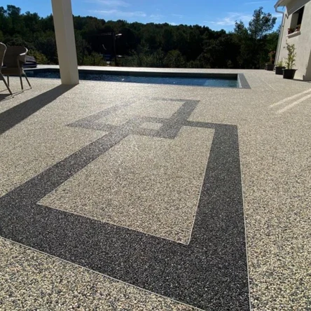 Каменный ковёр для бассейна